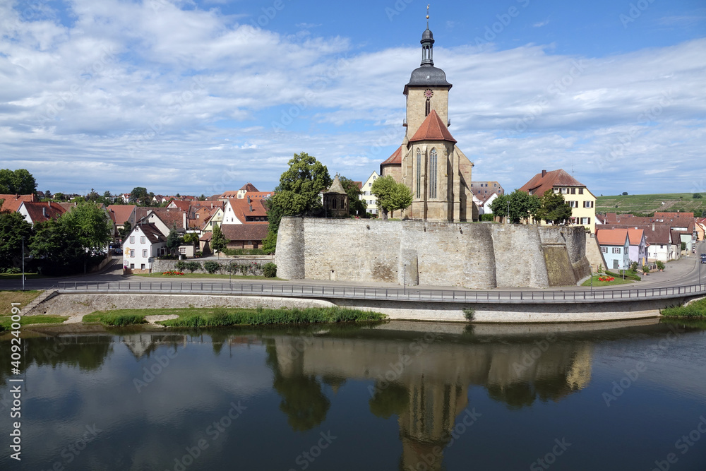 Fototapeta premium Regiswindiskirche in Lauffen am Neckar