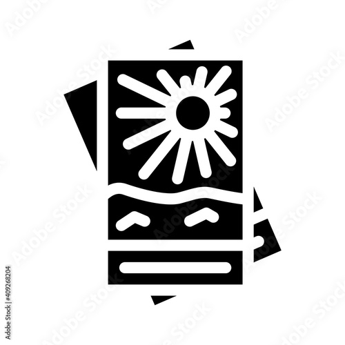 cards magis accessory glyph icon vector illustration