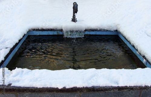 fountain in the park smow