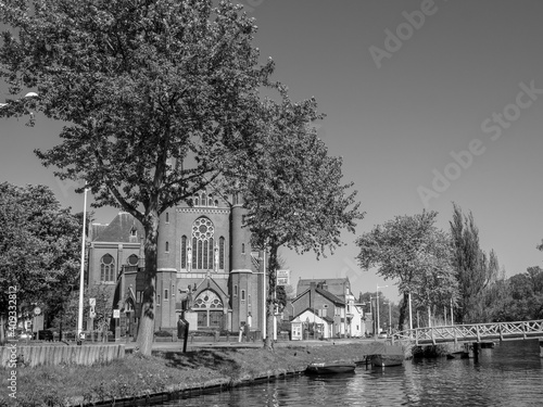 Die Stadt Alkmaar in den Niederlanden photo