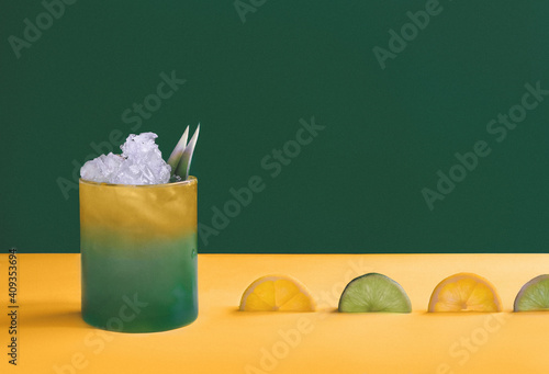 photograph of yellow and green refreshing lemon lime beverage 