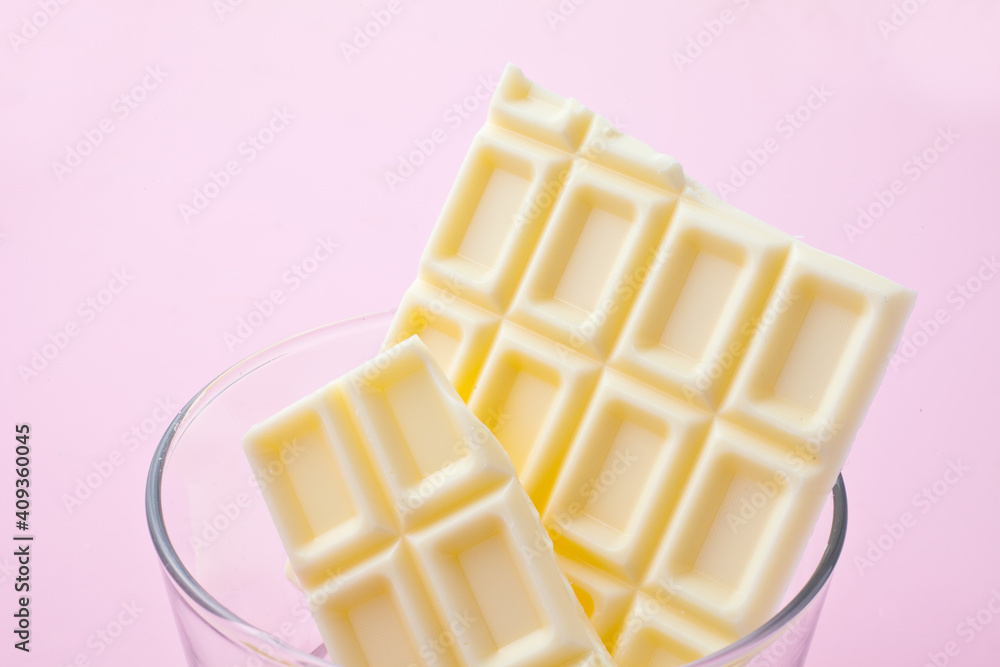 ホワイトチョコレート 割る ホワイトチョコレート 割る