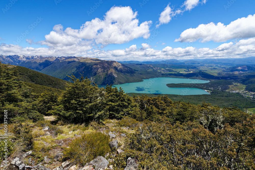 Obraz premium Aerial view of Lake Rotoiti in Nelson Lakes National Park