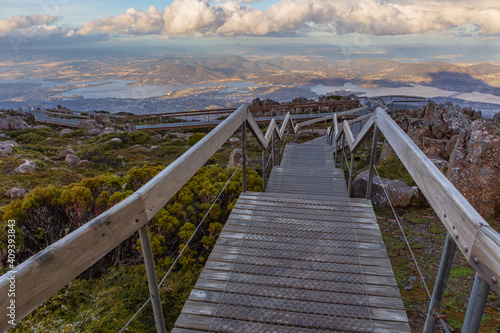 Tableau sur toile The Pinnacles Boardwalk at the peak of Mount Wellington with the view of Hobart city in the background