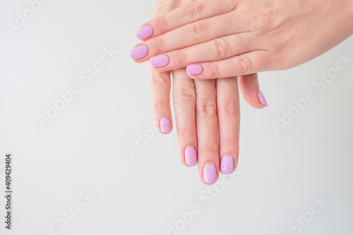 Photos Regrown manicure