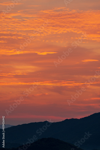 秋吉台から見た朝焼け © 88Yashima
