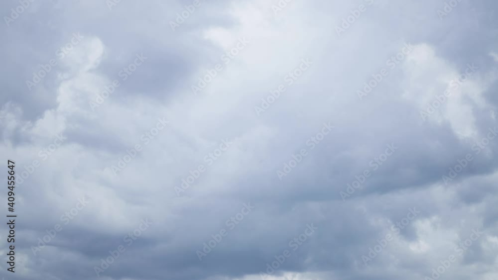 Timelapse: fluffy clouds floating the sky Timelapse: fluffy clouds floating the sky