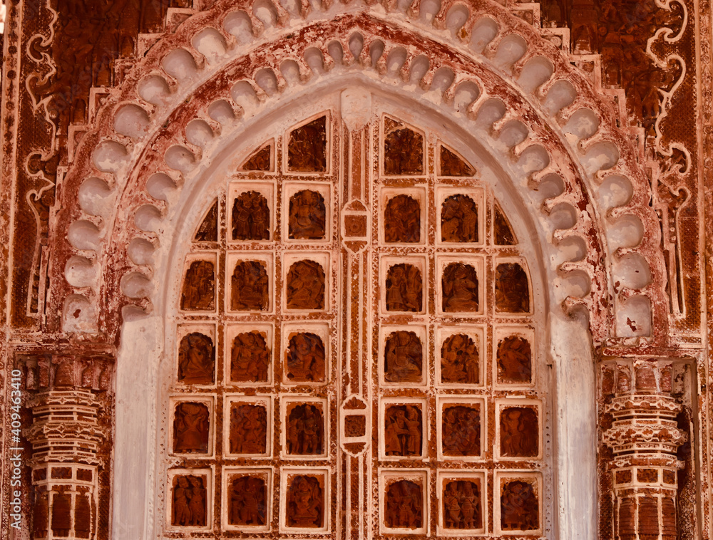 detail of the facade of the cathedral del fiore