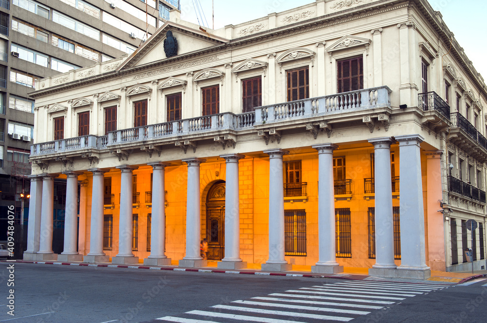 Edificio José Artigas, Former National Government office, Edificio Montevideo, Plaza Independencia, Uruguay, South Americ