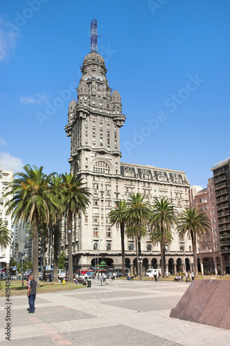 Plaza Independencia, Palacio Salvo, Montevideo, Uruguay, South America