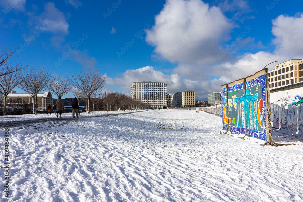 East Side Gallery after snow