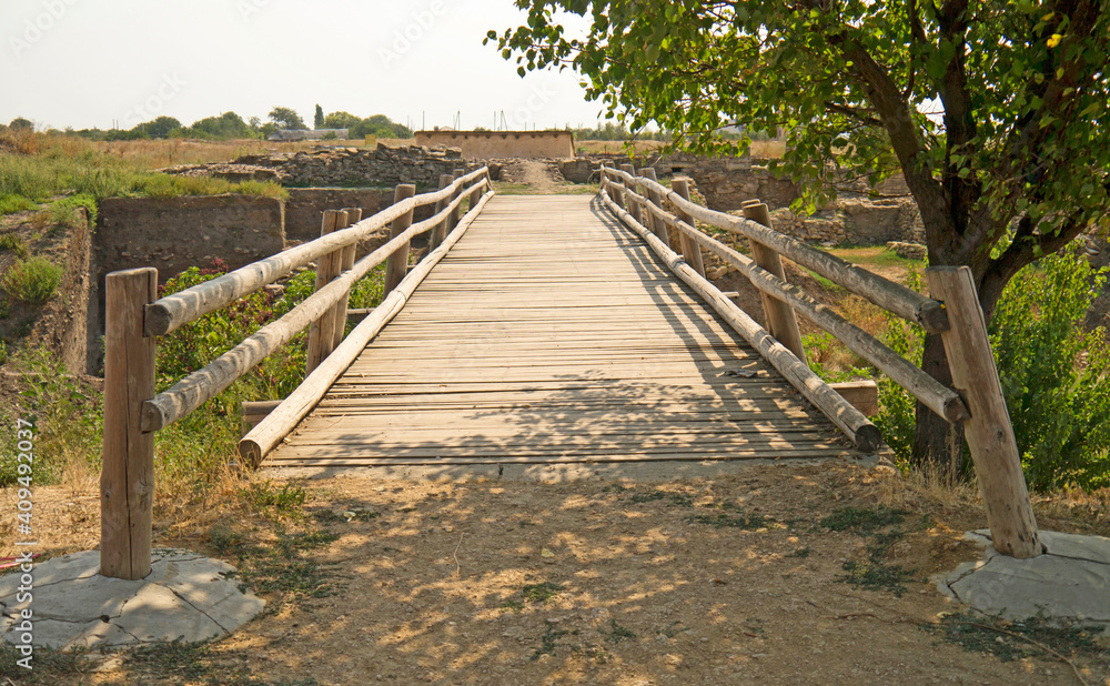 The Tanais-Roman bridge