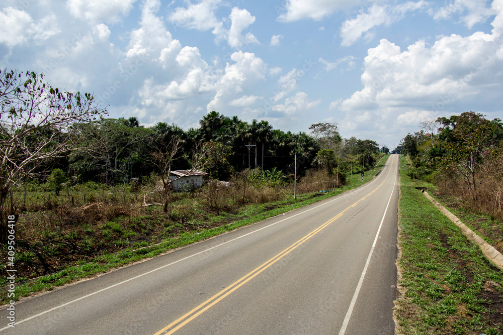 Carreteras, Puentes y construcción en la selva peruana Carreteras, Puentes y construcción en la selva peruana