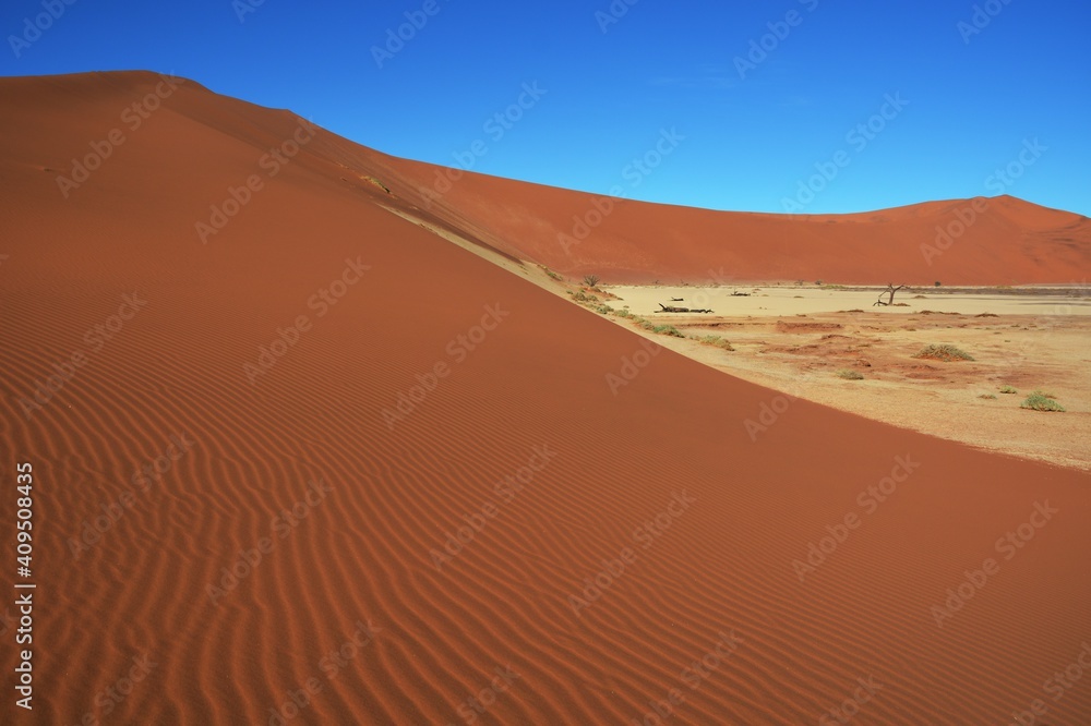 Hidden Vlei im Namib-Naukluft Nationalpark in Namibia. Hidden Vlei im Namib-Naukluft Nationalpark in Namibia.