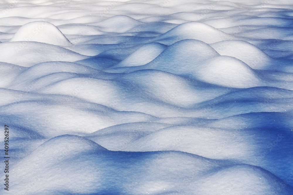 Obraz premium Abstract white snow forms and shapes pattern