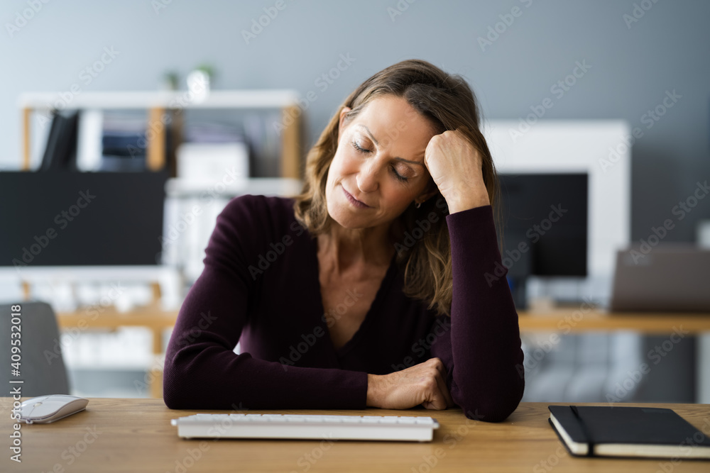 Casual Woman With Headache Casual Woman With Headache
