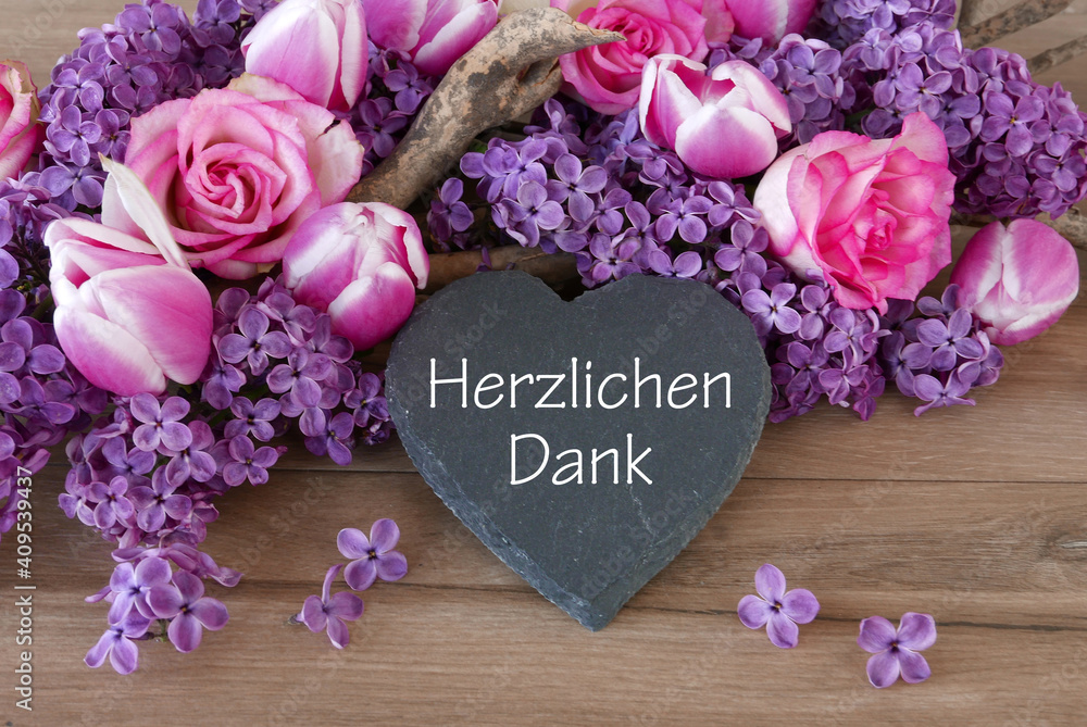 Schieferherz mit dem Schriftzug herzlichen Dank Stock-Foto | Adobe Stock