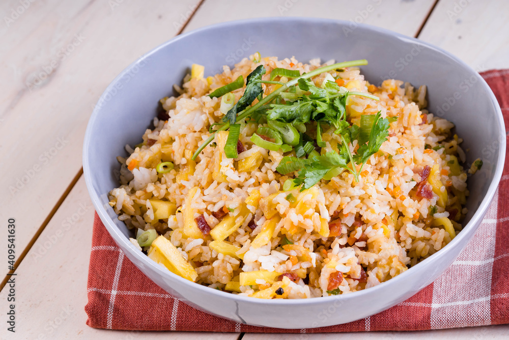 delicious homemade pineapple fried rice delicious homemade pineapple fried rice