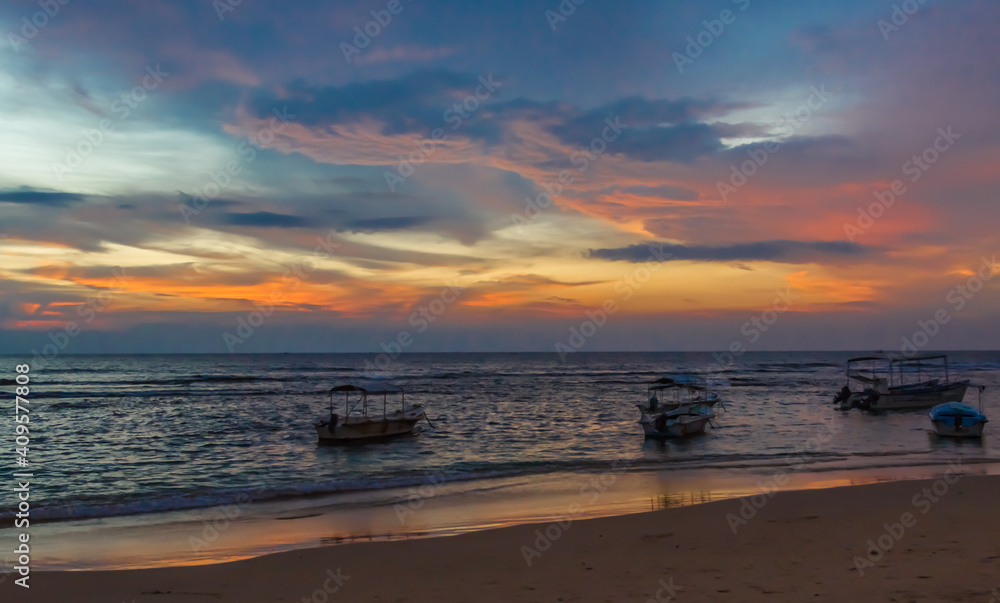 Sunset on the Indian ocean Sri Lanka Hikkaduwa Sunset on the Indian ocean Sri Lanka Hikkaduwa