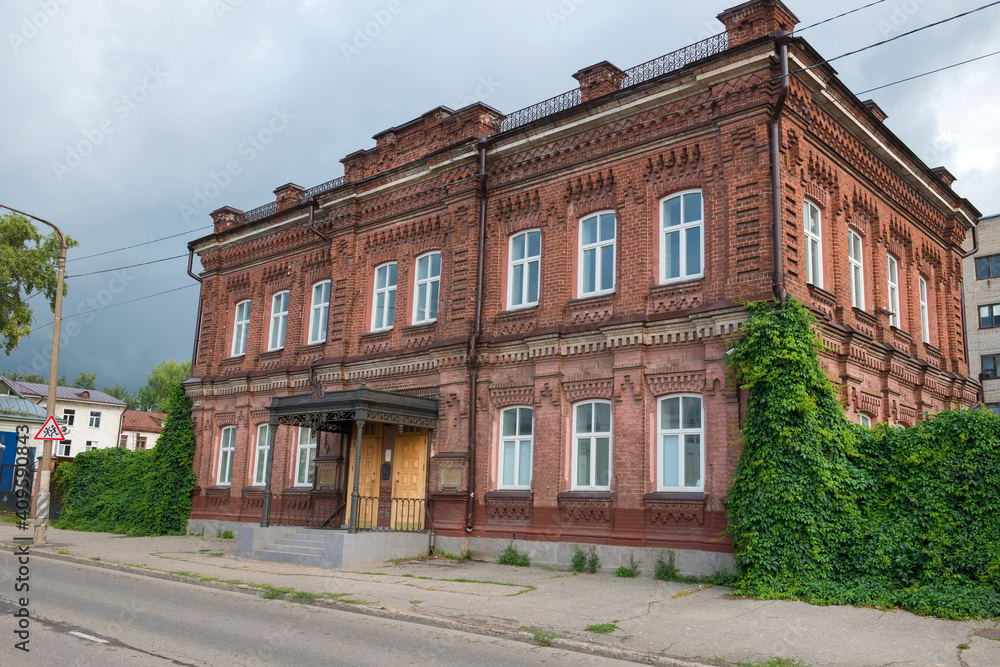 Kostroma, Chernov's lodging house, 1890. Built by merchant Chernov for those in need of free overnight stay. Now the office is Kostromagorvodokanal