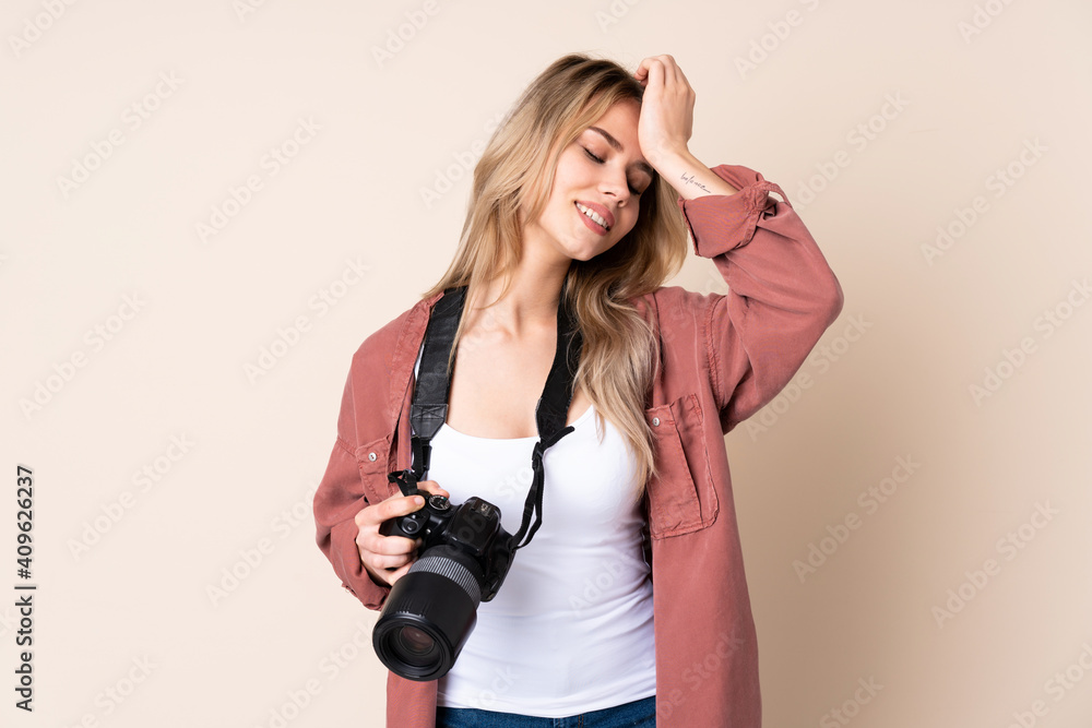 Young photographer girl over isolated background has realized something and intending the solution Young photographer girl over isolated background has realized something and intending the solution