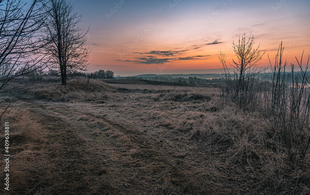 Fototapeta premium Winter moring among fields