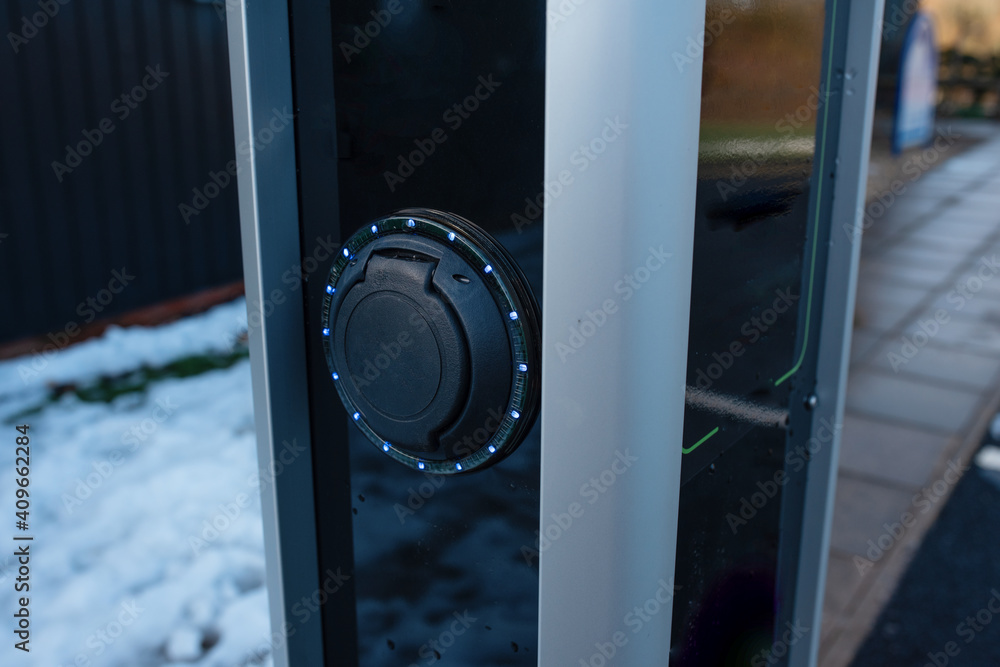 Parking for electric vehicles in city