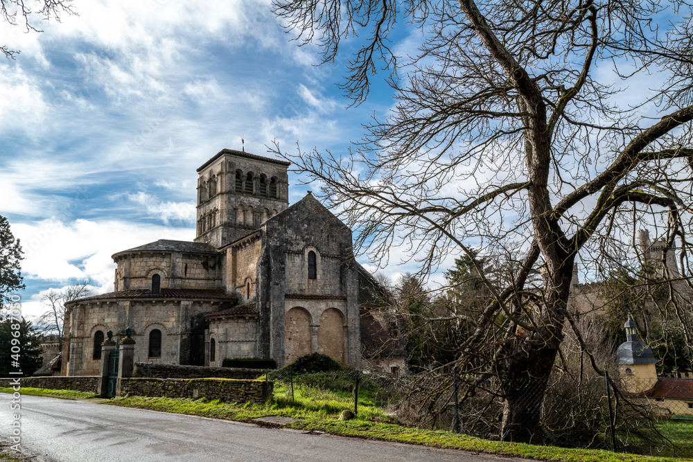 Eglise Sainte Croix de Veauce