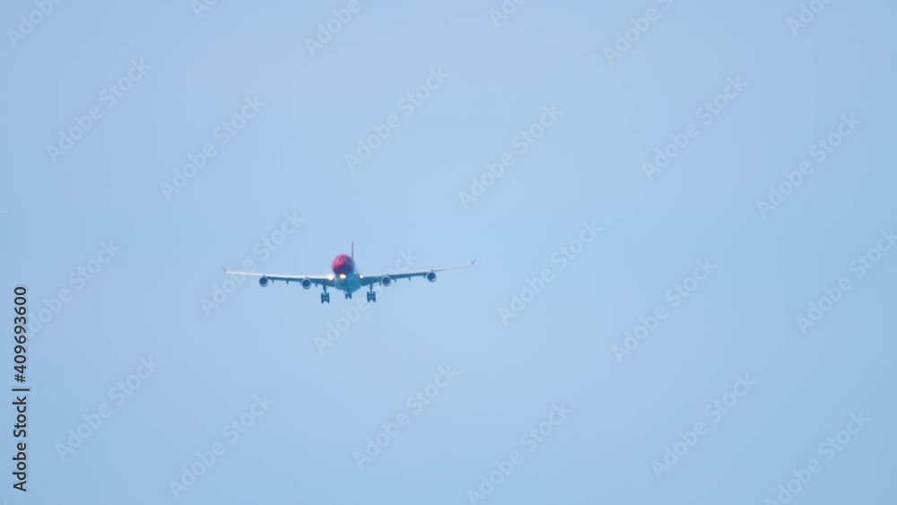 Airliner on final approach before landing Airliner on final approach before landing