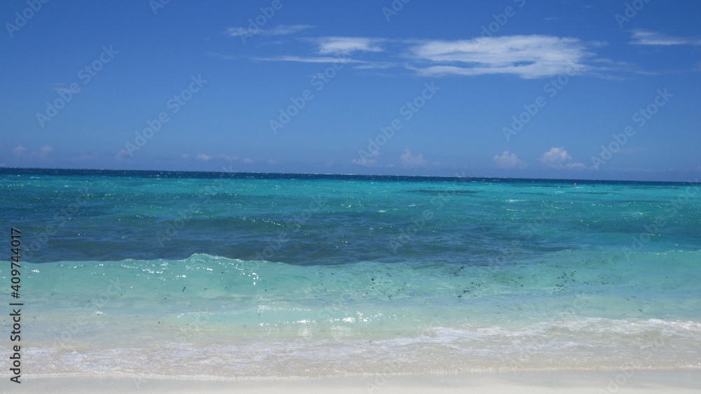 Beautifull Paradise beach at Maldive Island