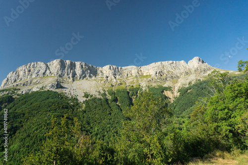view of mountains in the Aragonese Pyrenees, in the province of Huesca, Spain. © Javier Ocampo Bernas