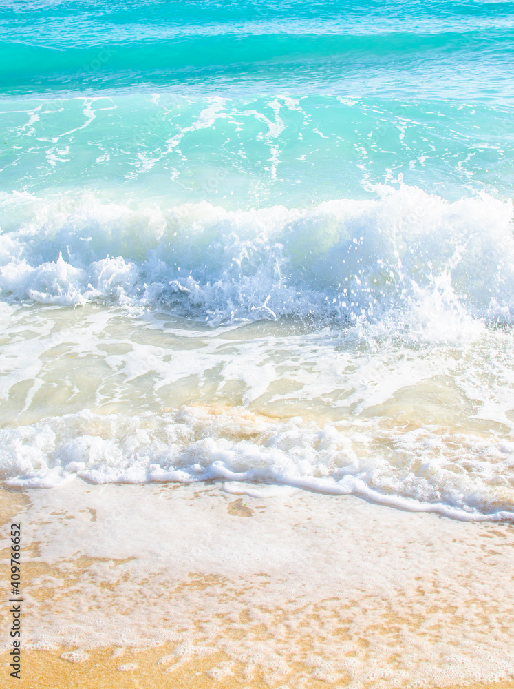 Fototapeta premium closeup of waves on the beach