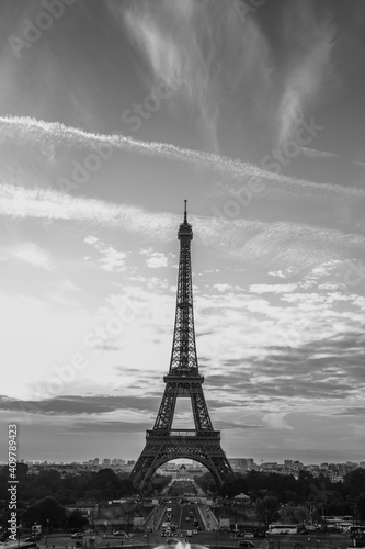 Fototapeta Naklejka Na Ścianę i Meble -  eiffel tower