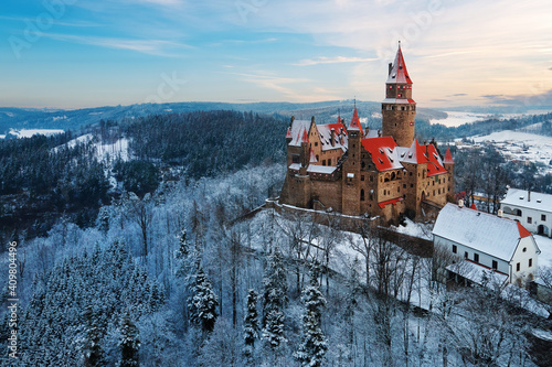 Obraz na plátně Castle in winter