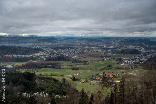 Fototapeta Naklejka Na Ścianę i Meble -  view from Bantiger over Bern on a cloudy winter day