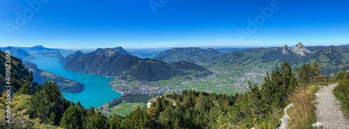 Panorama mit Pilatus, Rigi und Vierwaldstättersee