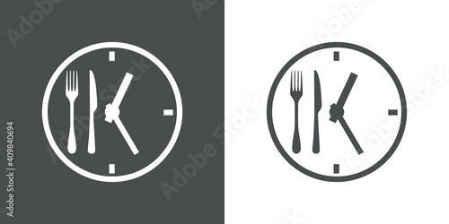 Hora de comer. Logotipo con tenedor y cuchillo en reloj en fondo gris y fondo blanco