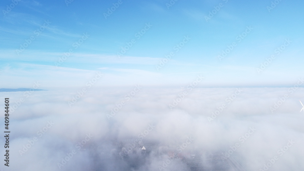 Über den Wolken