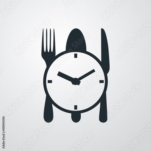 Hora de comer. Logotipo con reloj encima de tenedor, cuchara y cuchillo en fondo gris