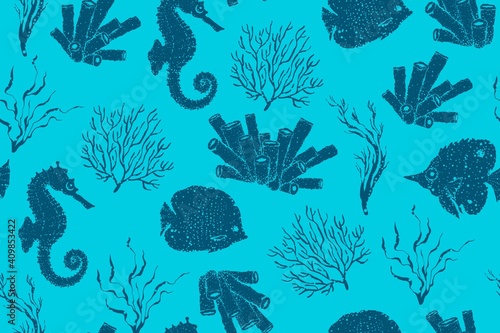 Sea seamless pattern. seashell, seahorse, coral. Underwater creatures.