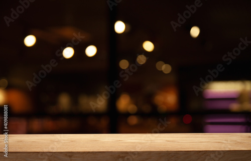 blurry cafe, restaurant, bar, window reflection