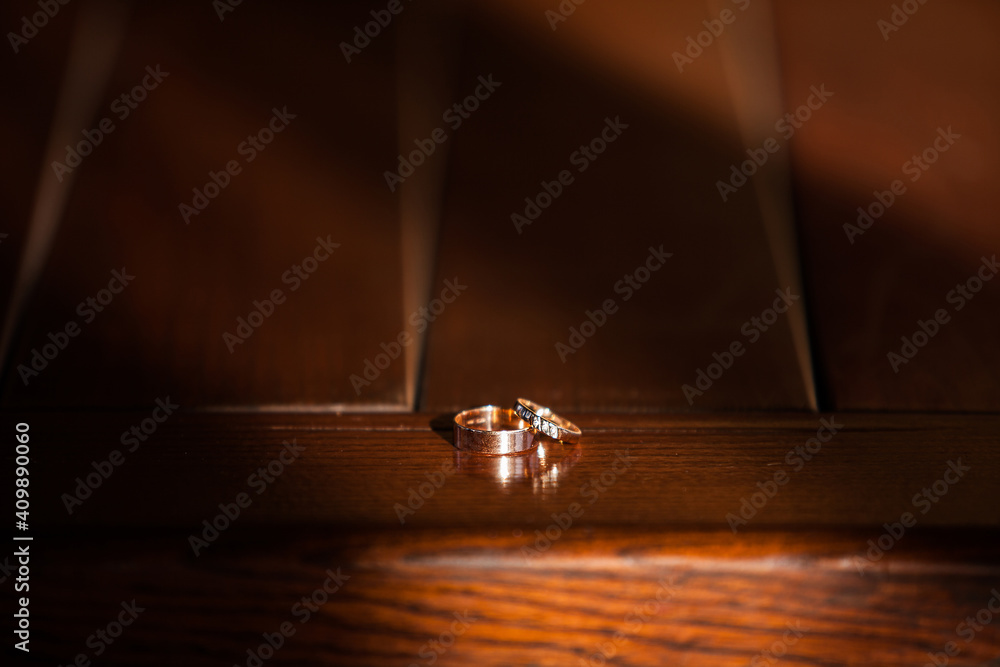 wedding rings with reflection wedding rings with reflection