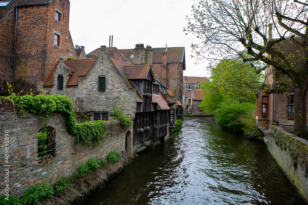 houses at canal in brugge