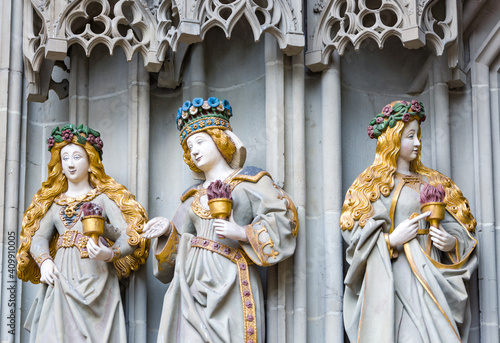 gotischen Skulpturendetails im Berner Münster, Bern Schweiz