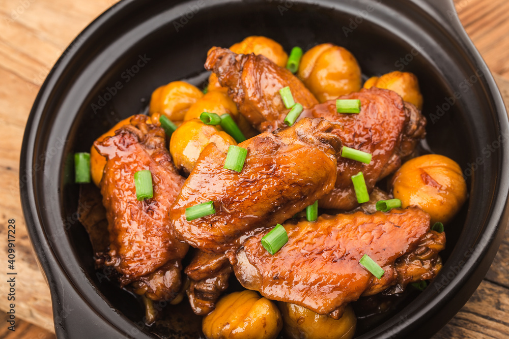 Braised Chicken Wings with Chestnut Braised Chicken Wings with Chestnut