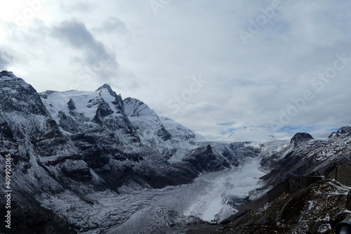 Gro  glockner Hochalpenstra  e im September