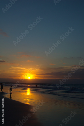 Atardecer Playa Ecuatoriana