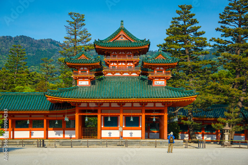 Heian Jing   shrine  Ky  to Japan S  ry  -r   Tower