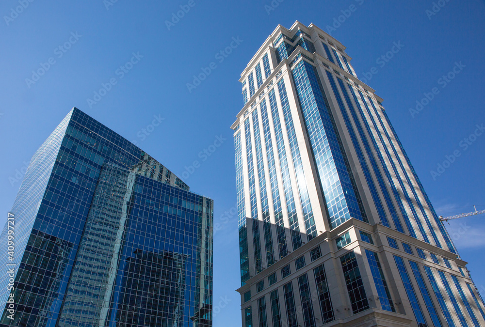 Obraz premium Closeup of Modern Downtown Office Buildings