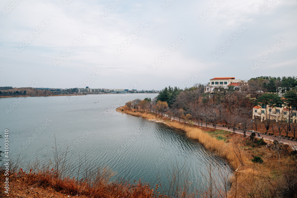 Yeongnangho Lake park at winter in Sokcho, Korea